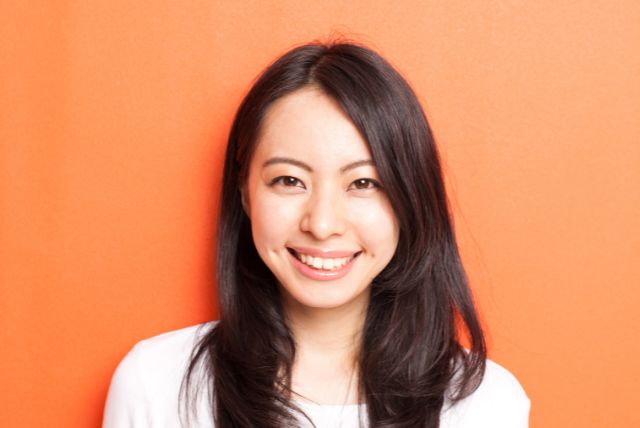 女性